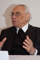 � Stephan Bazalka
